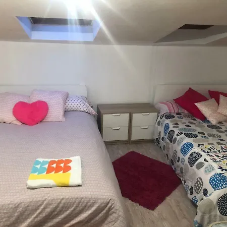 ¡precioso Atico En La Plaza Mayor! Apartamento *