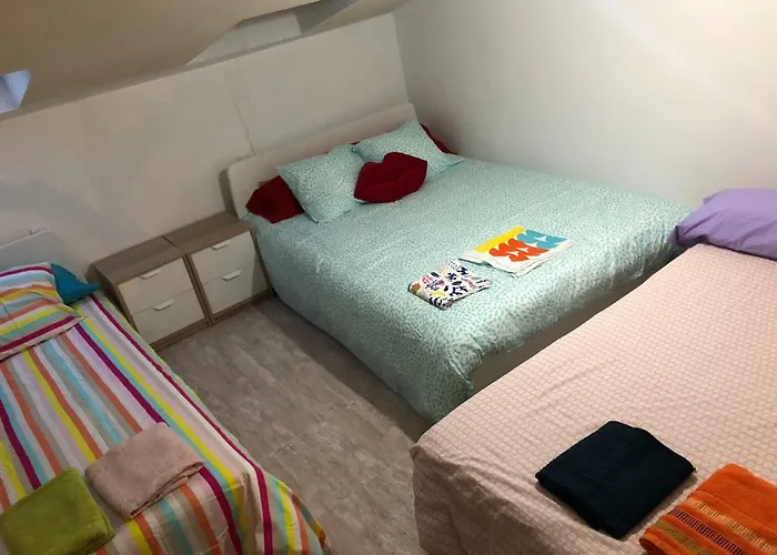 ¡precioso Atico En La Plaza Mayor! 莱昂